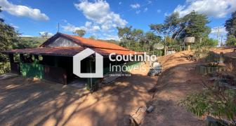 CI 517 - Chácara no Campo dos Gentios com 1.800 m² e casa ampla